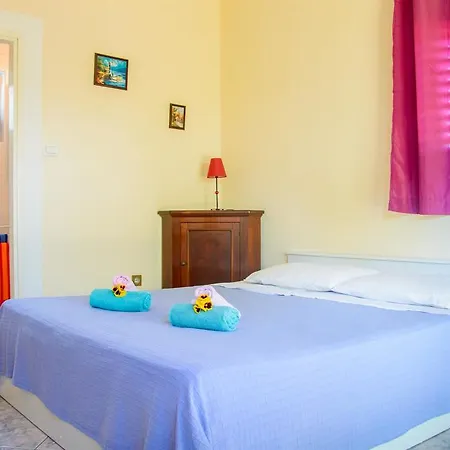 Adriatica Guest house 3*